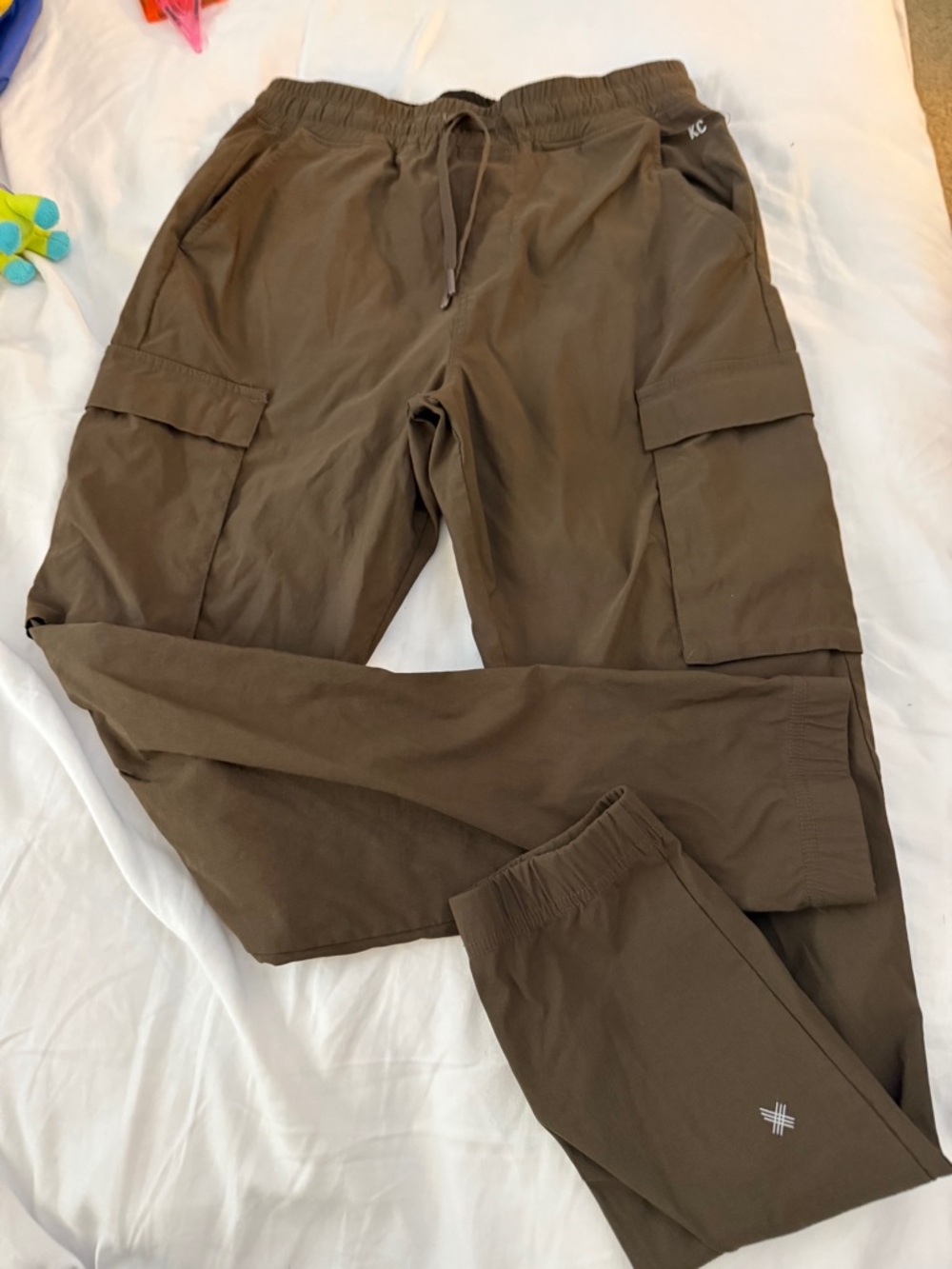 Kenneth Cole Men's Olive Brown Cargo Joggers